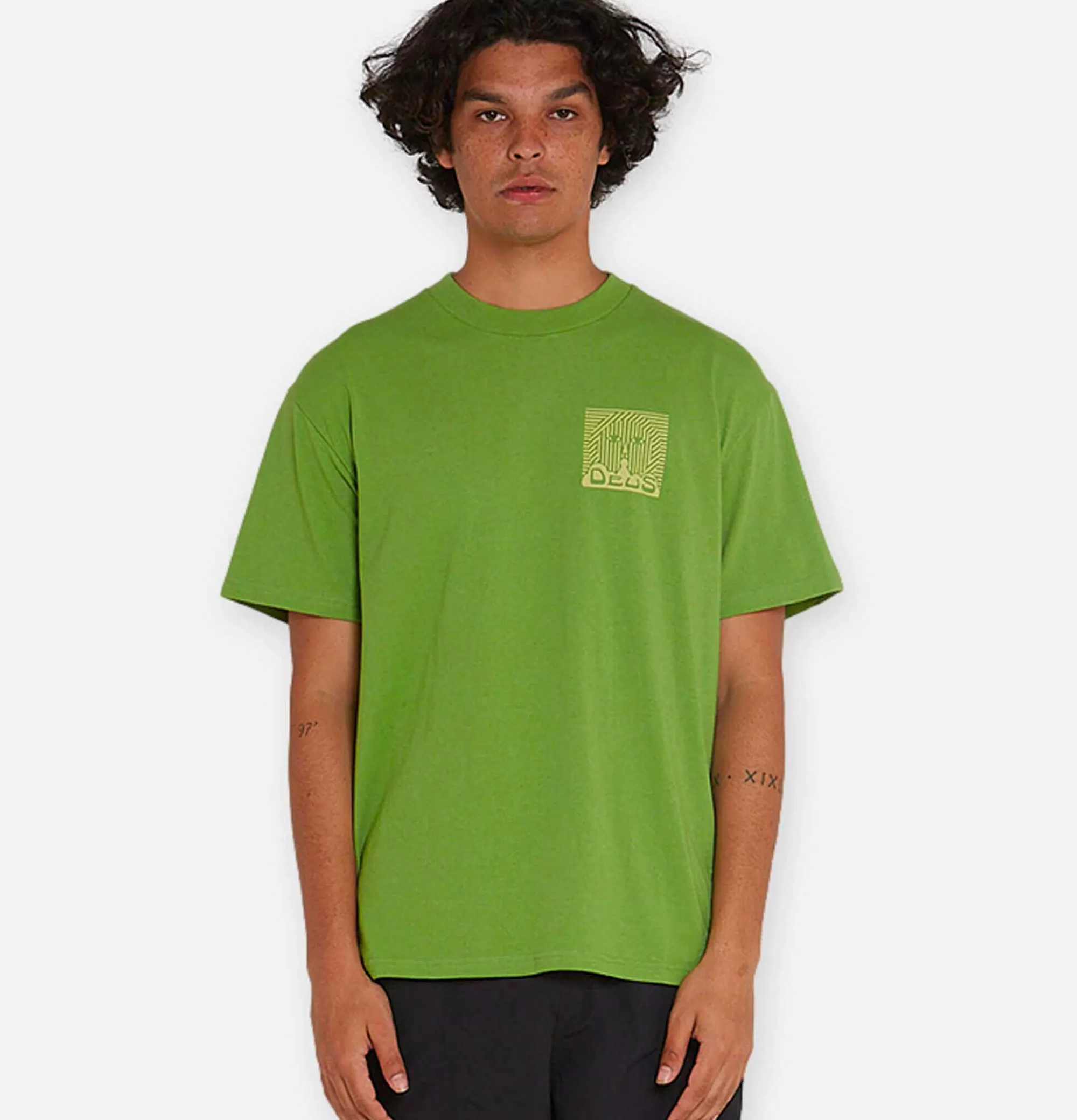 DEUS Uv Tee Camp Green^ T-Shirts